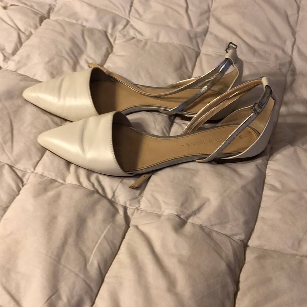 Banana Republic White with Silver Flats Sz 8.5